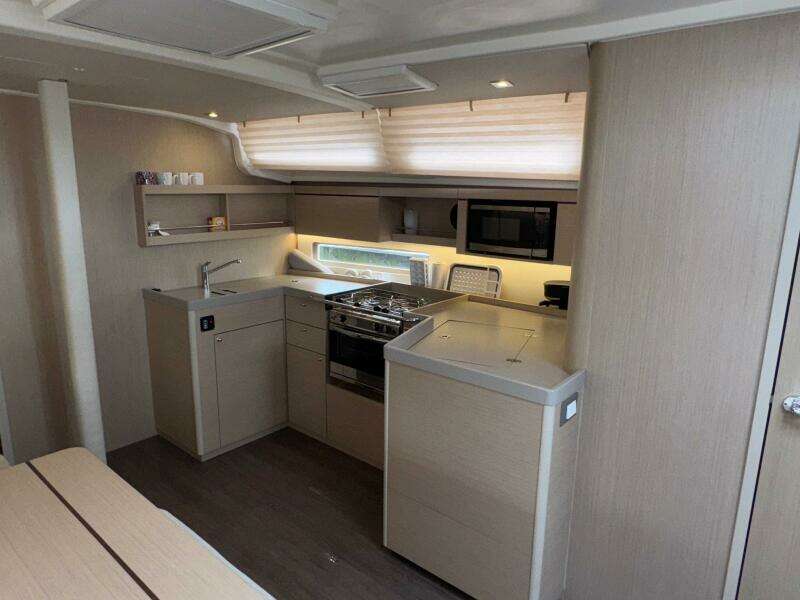 2022 Beneteau Oceanis 40.1