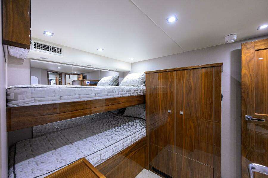 Viking 72 - Corintios - Interior Stateroom