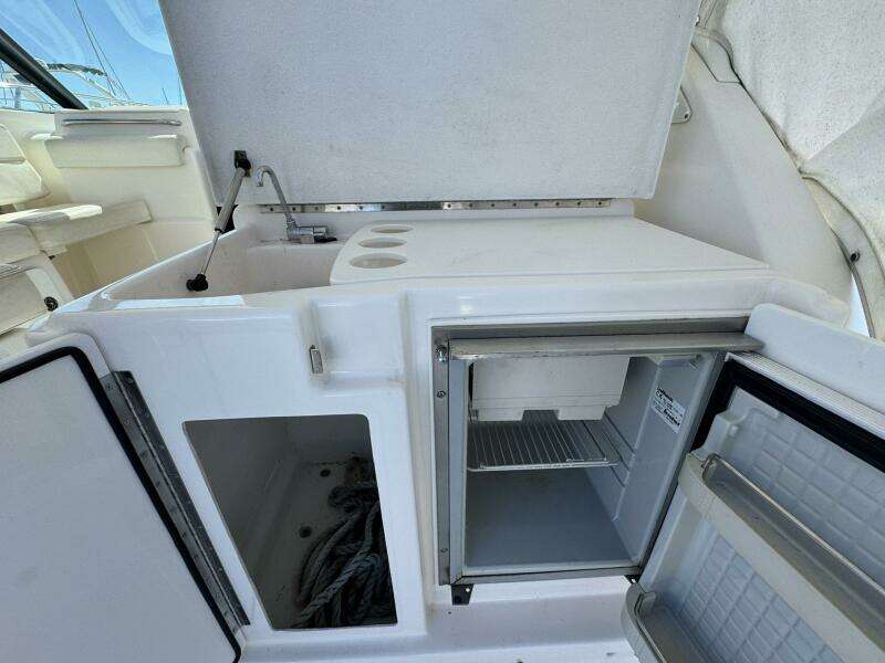 2005 Tiara Yachts 3200 Open