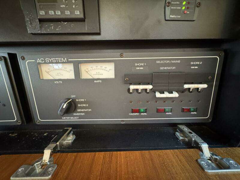 2005 Tiara Yachts 3200 Open