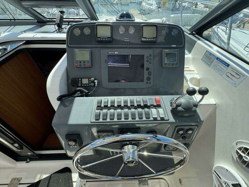 2005 Tiara Yachts 3200 Open