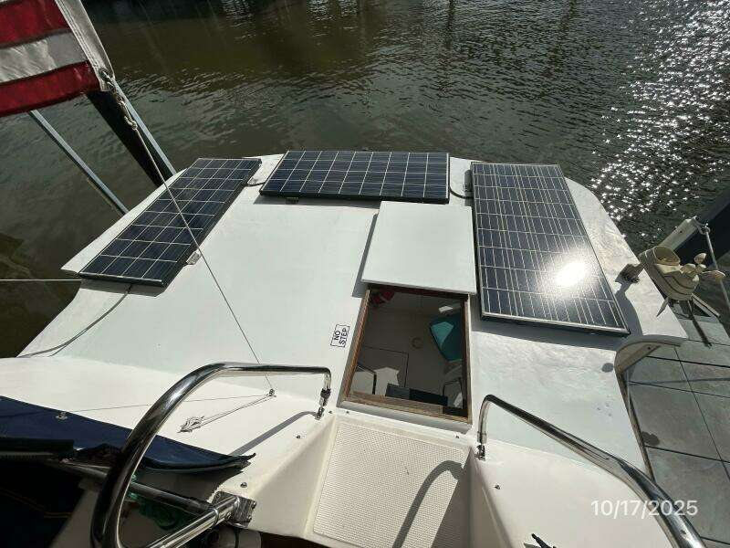 40' Kha Shing solar panels