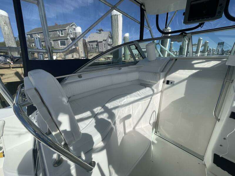 2001 Boston Whaler 285 Conquest