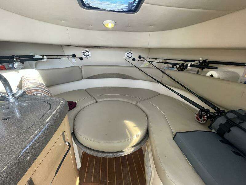 2001 Boston Whaler 285 Conquest