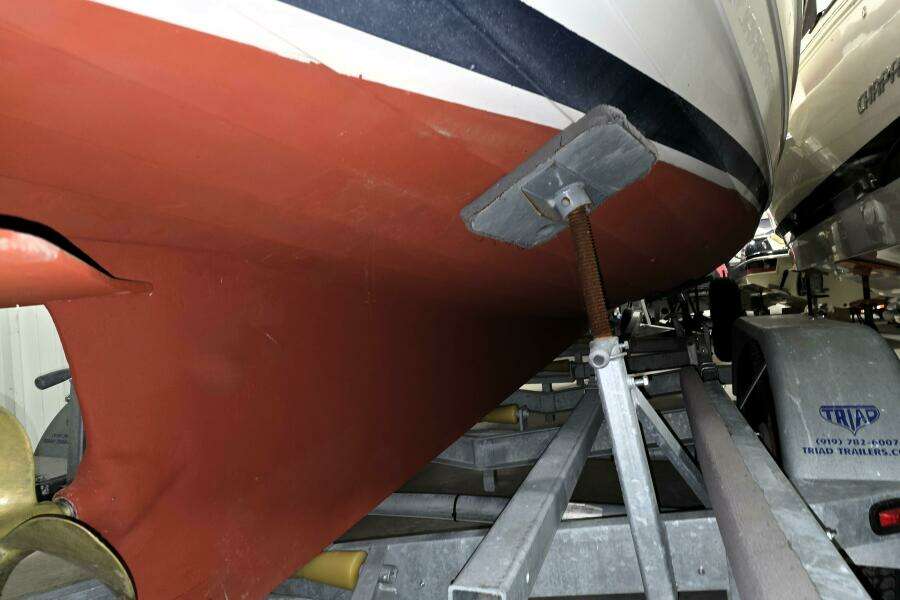 2007 Custom Flanders Bay 27