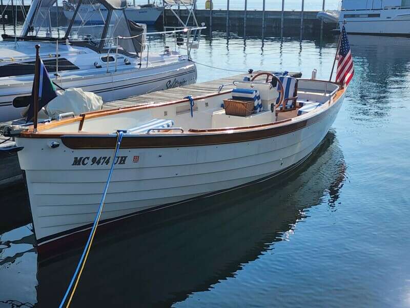 2007 Custom Flanders Bay 27