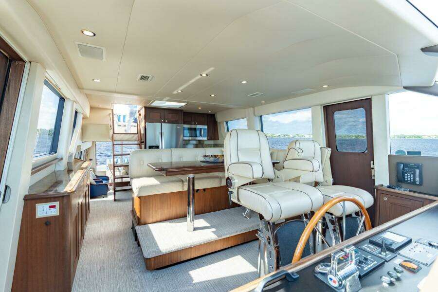 2009 Pacific Mariner 65 Motor Yacht