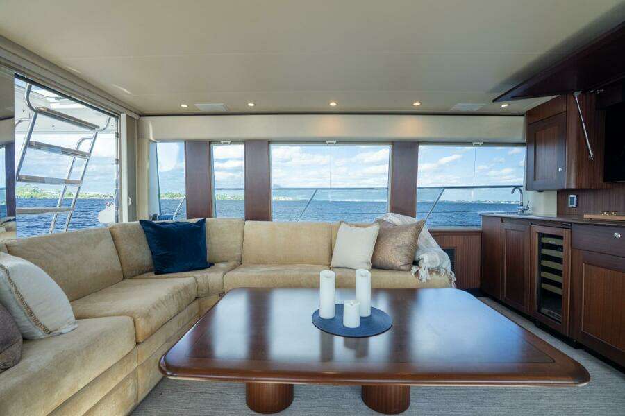 2009 Pacific Mariner 65 Motor Yacht
