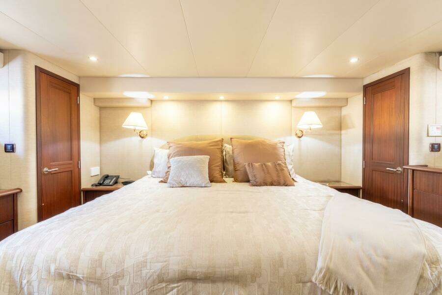 2009 Pacific Mariner 65 Motor Yacht