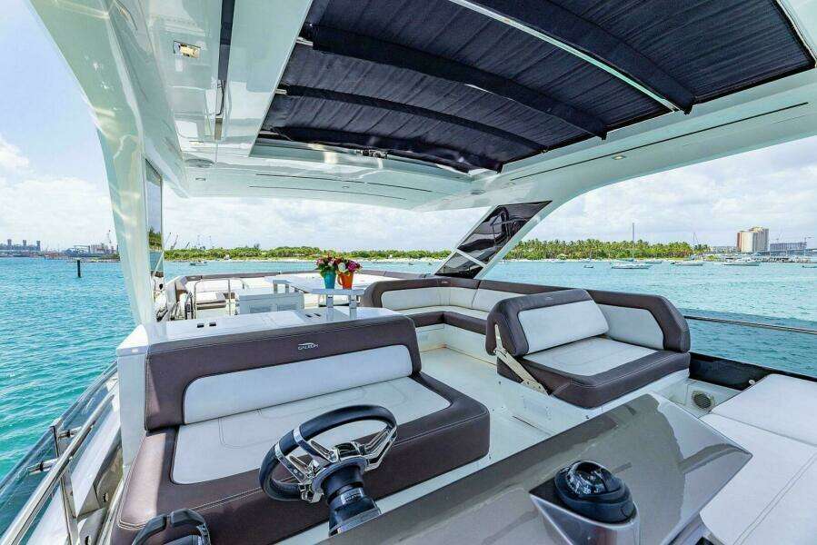 2019 Galeon 640 FLY