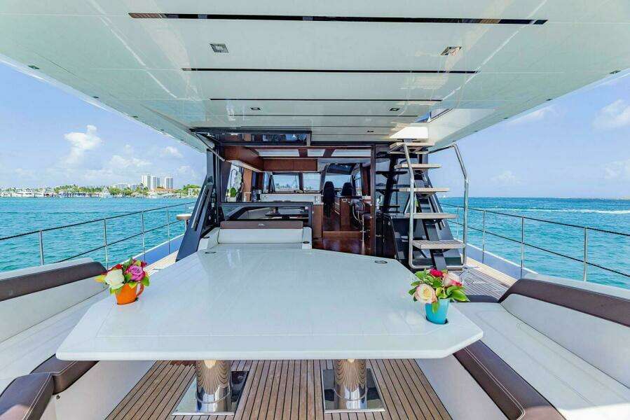2019 Galeon 640 FLY