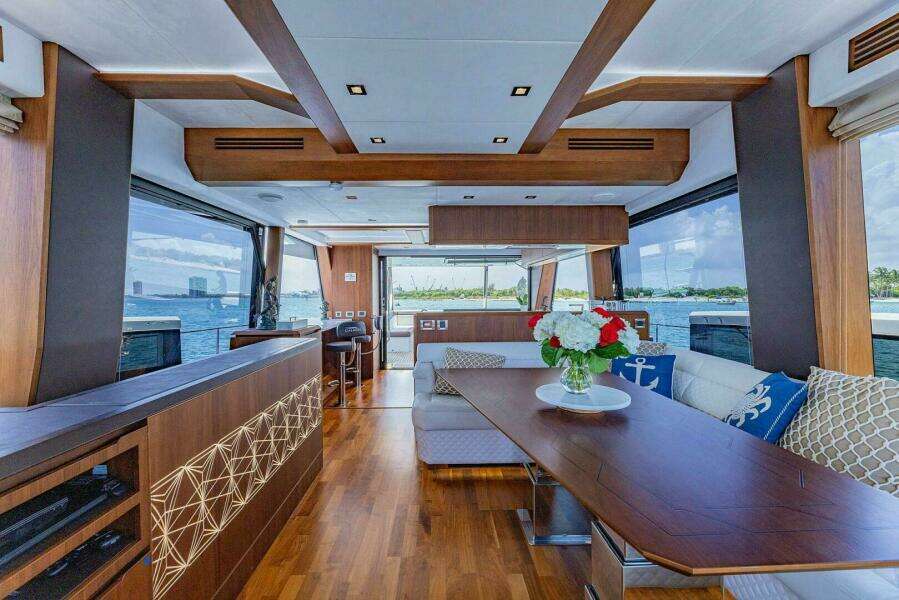 2019 Galeon 640 FLY