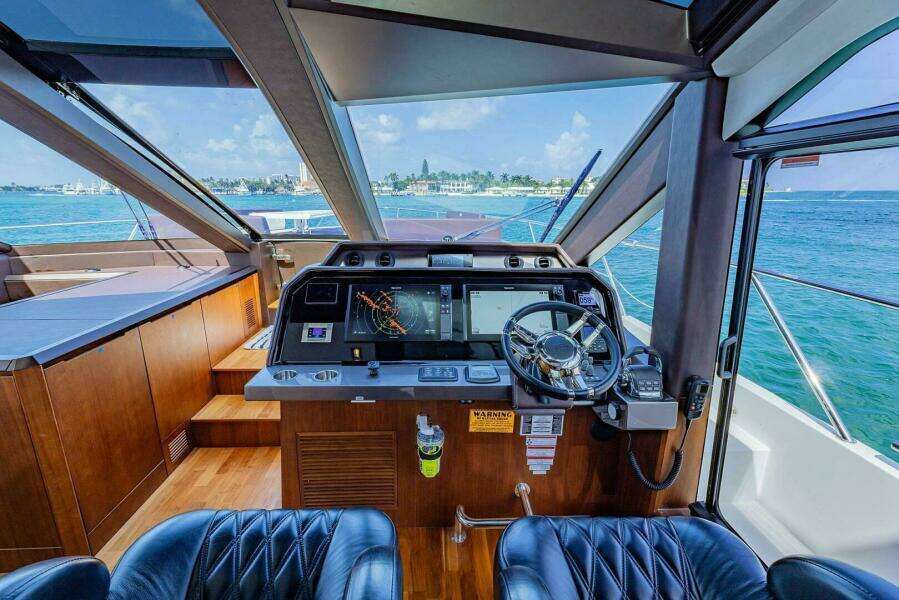 2019 Galeon 640 FLY