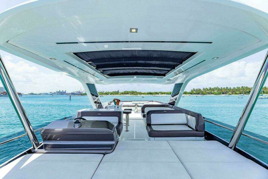 2019 Galeon 640 FLY