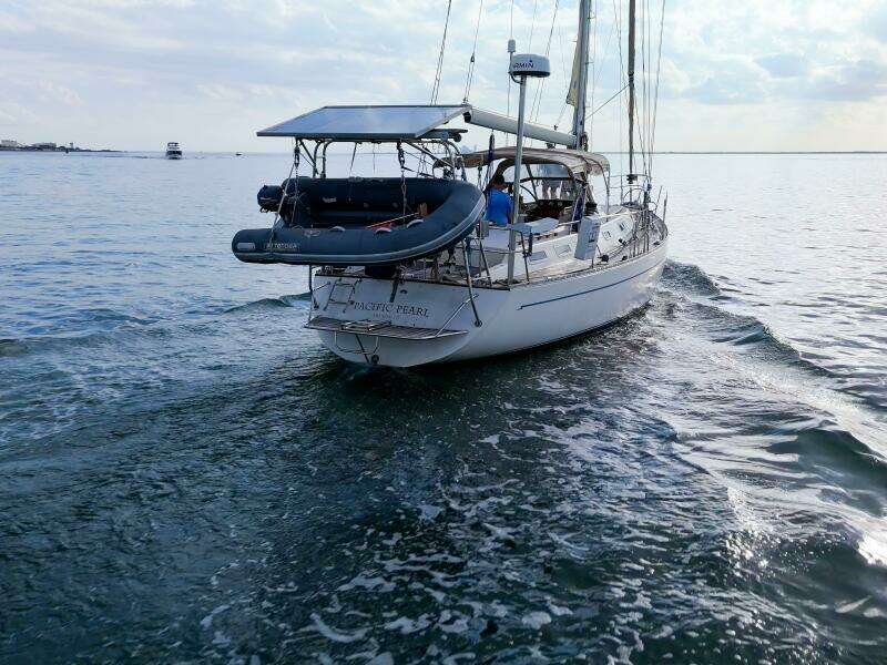 1991 Oyster Lightwave 48