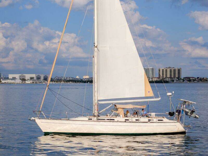 1991 Oyster Lightwave 48