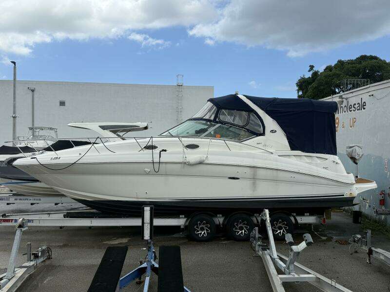 2004 Sea Ray 320 Sundancer