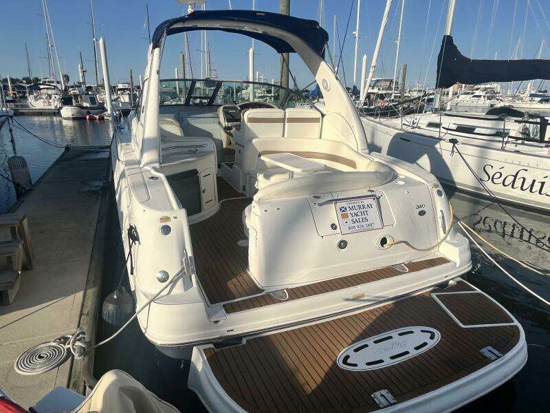 2005 Sea Ray 320 Sundancer