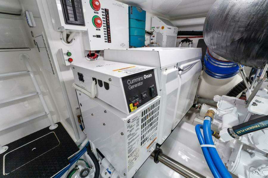 2021 Viking 54 Convertible HAMMERHEADS Engine Room
