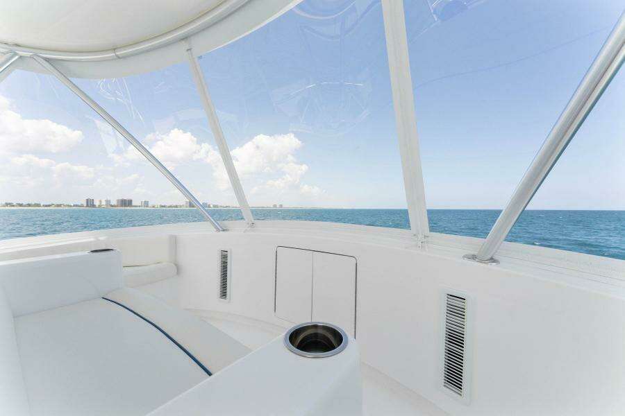 2021 Viking 54 Convertible HAMMERHEADS Flybridge