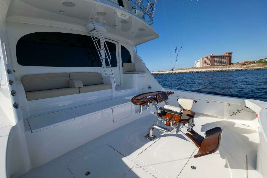 2021 72 Viking EB Our Trade Cockpit (1)