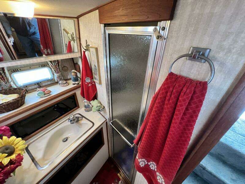 1979 Viking 35 Convertible