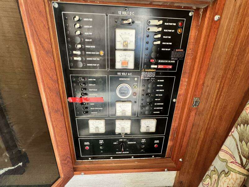 1979 Viking 35 Convertible