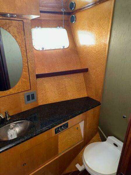 1990 Hatteras 45 Convertible