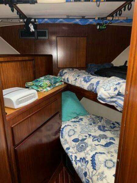 1990 Hatteras 45 Convertible