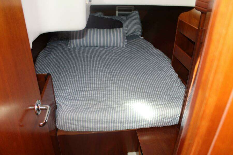 2001 Beneteau 411
