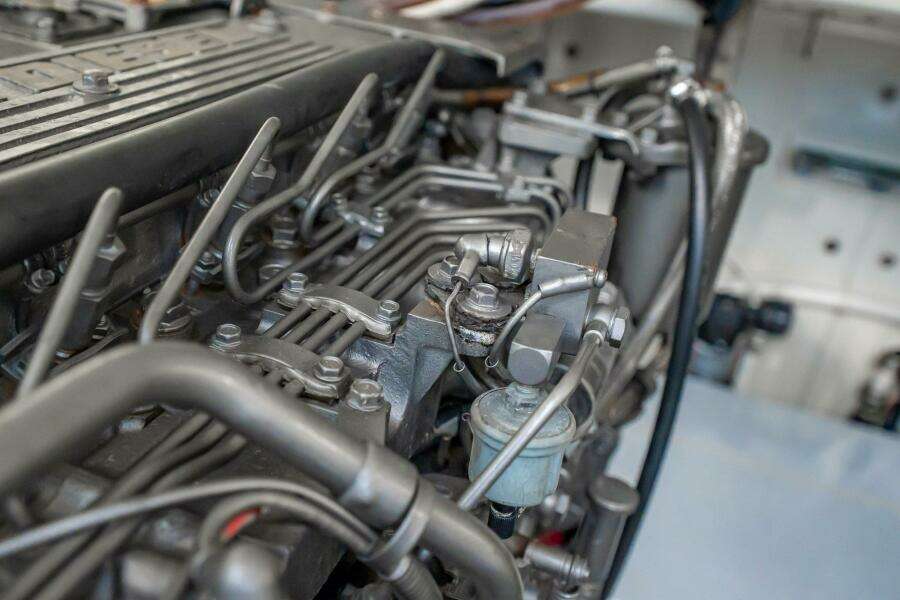 2003 Gamefisherman 34 Express