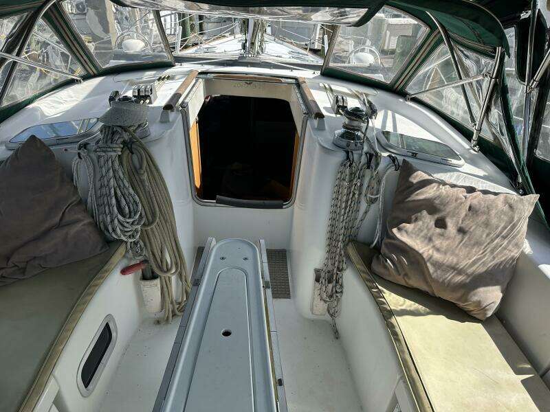 2004 Beneteau 423
