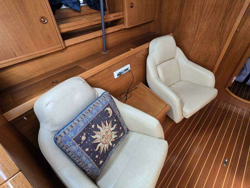 1998 Jeanneau Sun Odyssey 42 Atlantic Cruiser