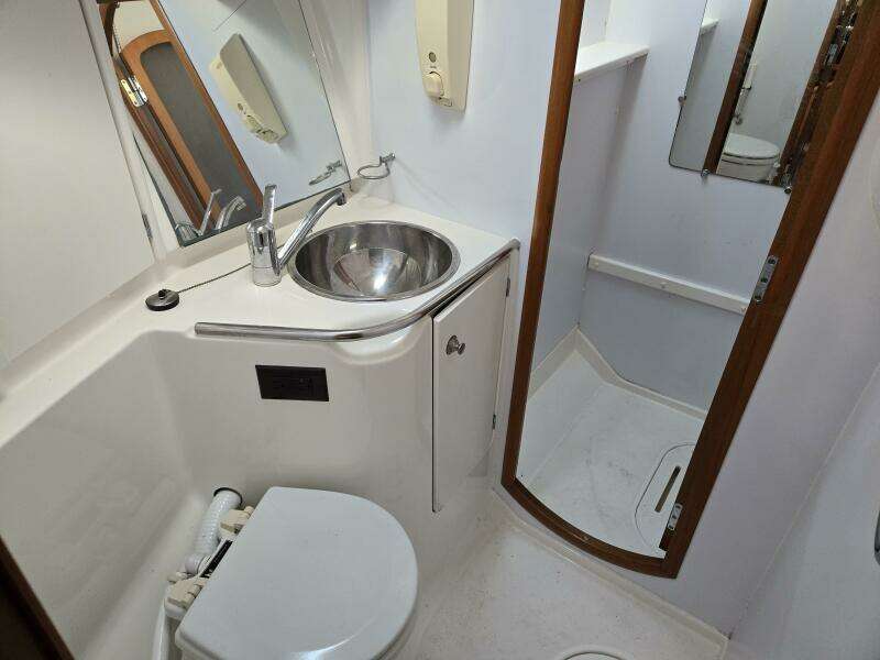 1998 Jeanneau Sun Odyssey 42 Atlantic Cruiser