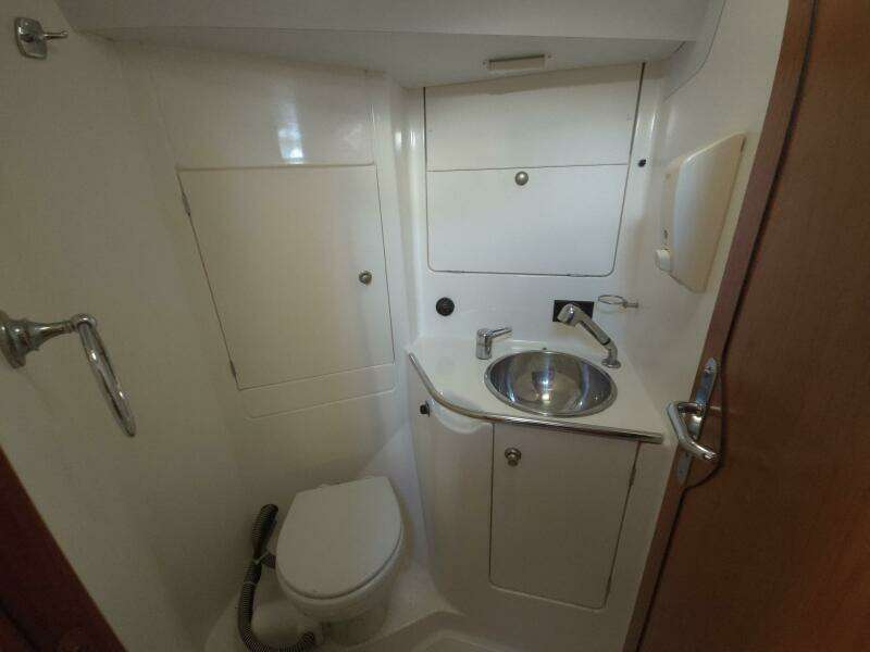 1998 Jeanneau Sun Odyssey 42 Atlantic Cruiser