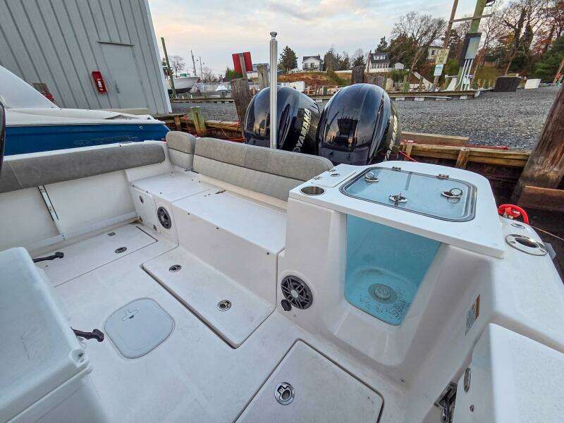 2023 Sea Fox 268 Commander