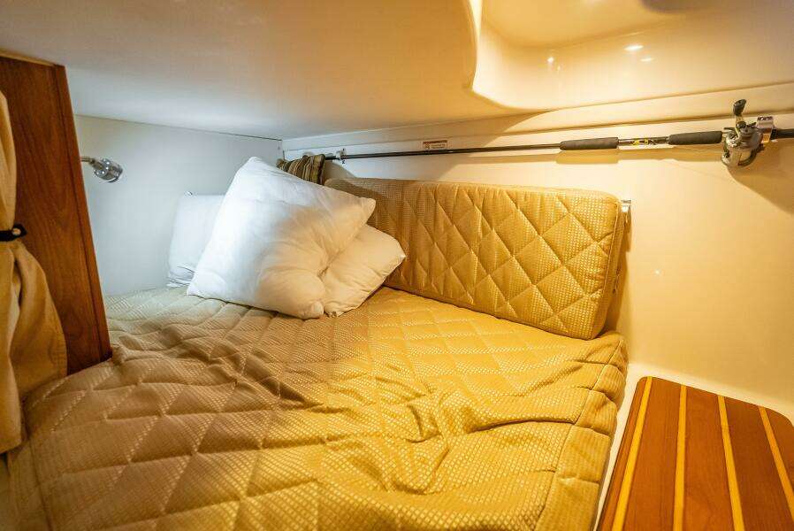 2011 Pursuit S345 Offshore