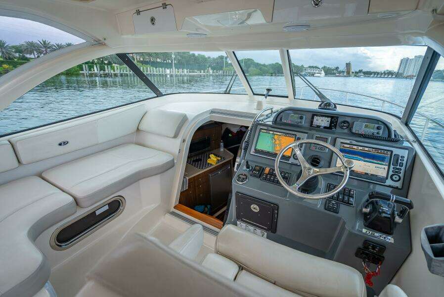2011 Pursuit S345 Offshore