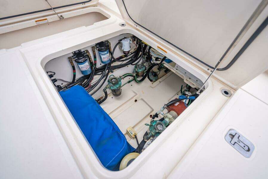 2011 Pursuit S345 Offshore