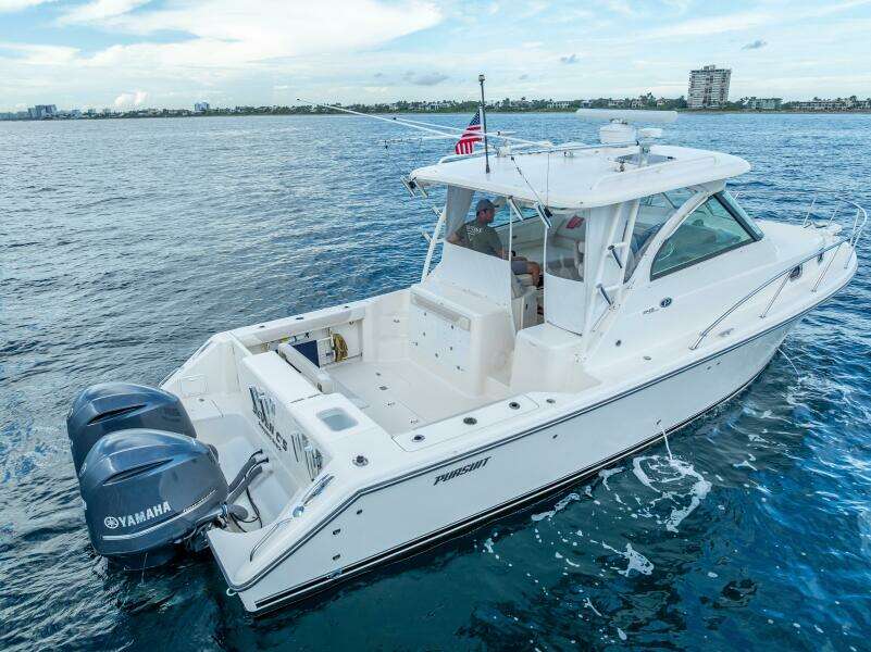 2011 Pursuit S345 Offshore