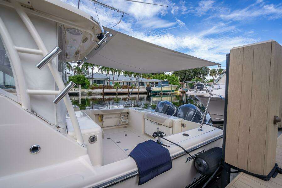 2011 Pursuit S345 Offshore