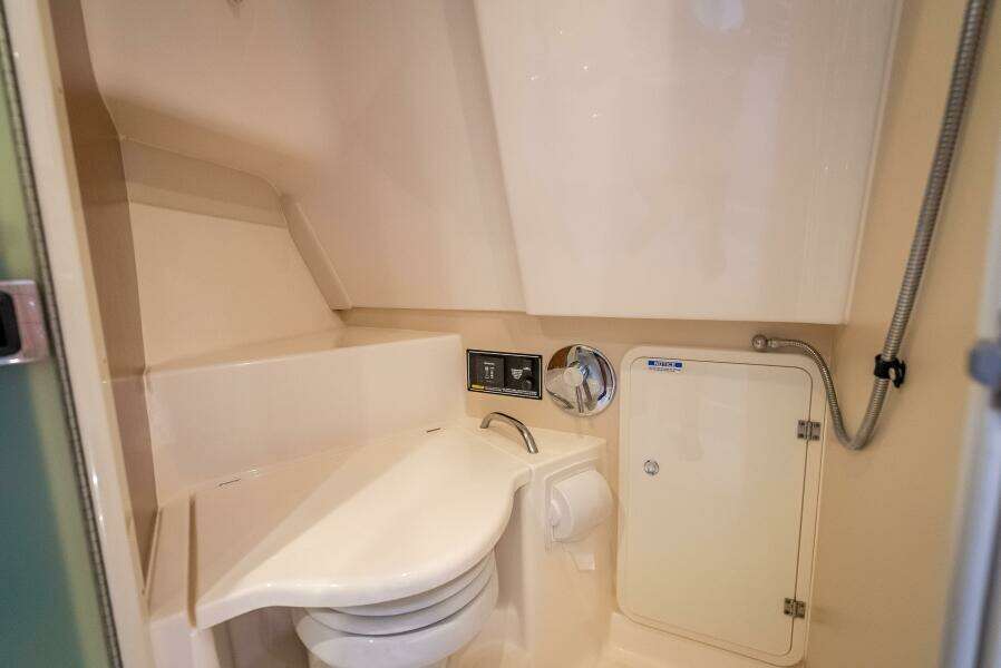 2011 Pursuit S345 Offshore