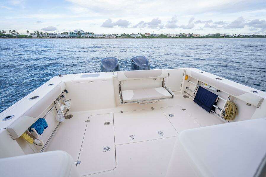 2011 Pursuit S345 Offshore