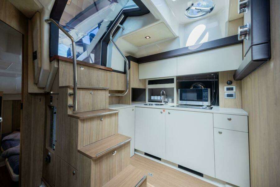 2014 Cranchi M 44 HT