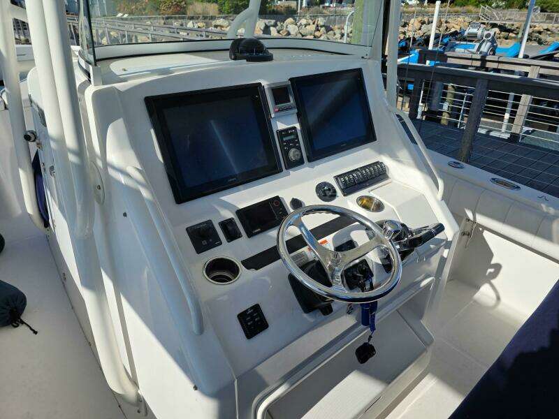 2014 Regulator 34 CC