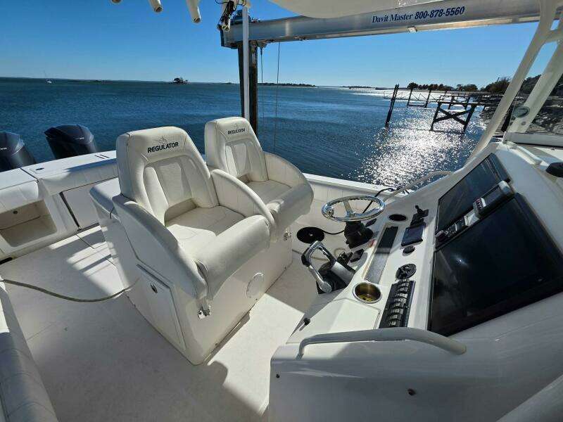 2014 Regulator 34 CC