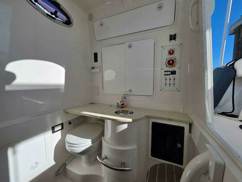 2014 Regulator 34 CC