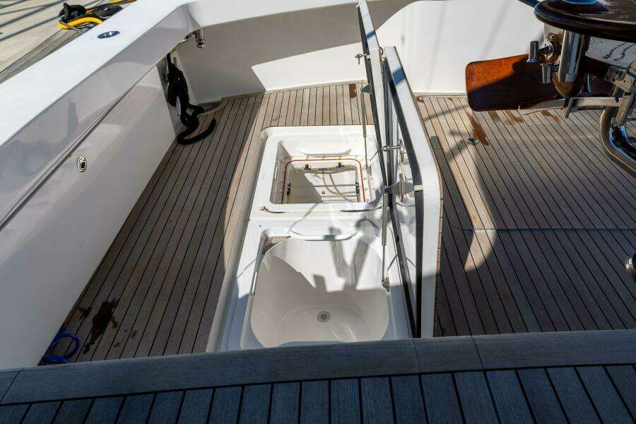 2013 Viking 76 Convertible- REEL FIRE- Cockpit Storage