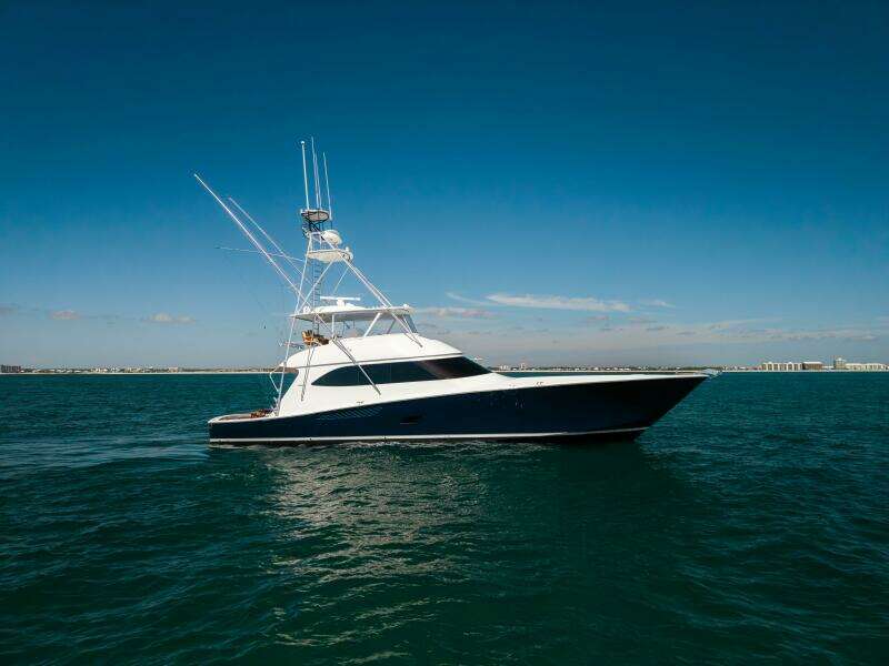 2013 Viking 76 Convertible- REEL FIRE- Profile 