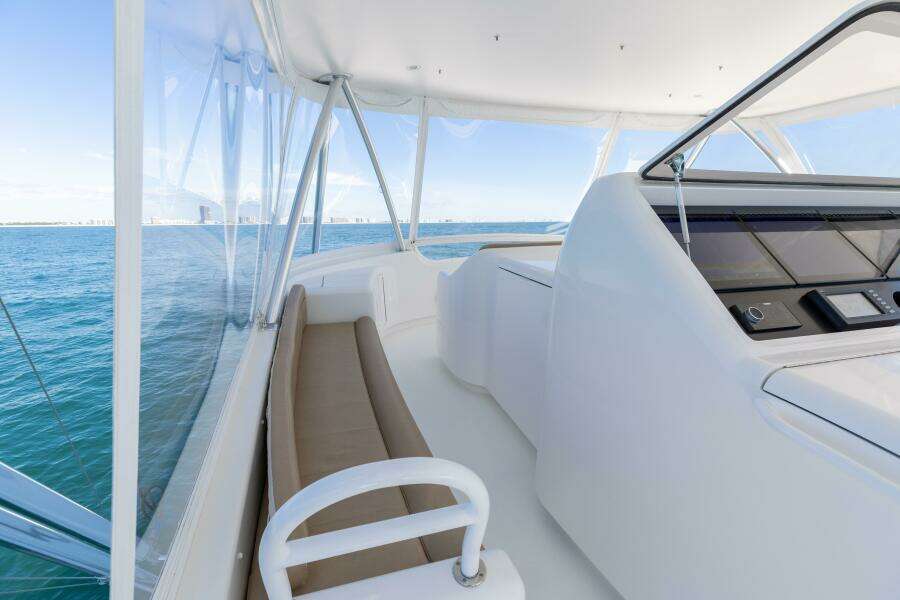 2013 Viking 76 Convertible- REEL FIRE- Bridge Seating